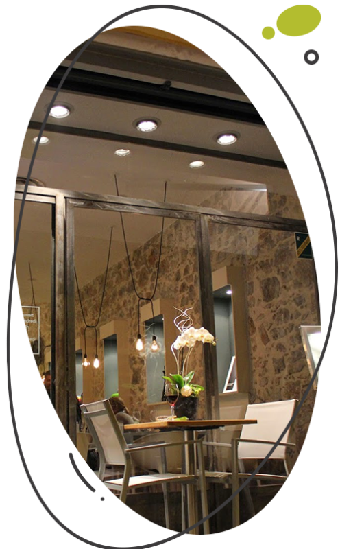 Le Restaurant - L'éponyme - Bistrot Cannes - top resto CANNES